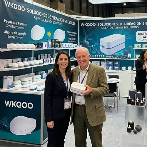 Stan pameran produk akuarium WKAQOO di AQUA-FISCH March 2023, Jerman untuk menjangkau distributor global dan pembeli OEM